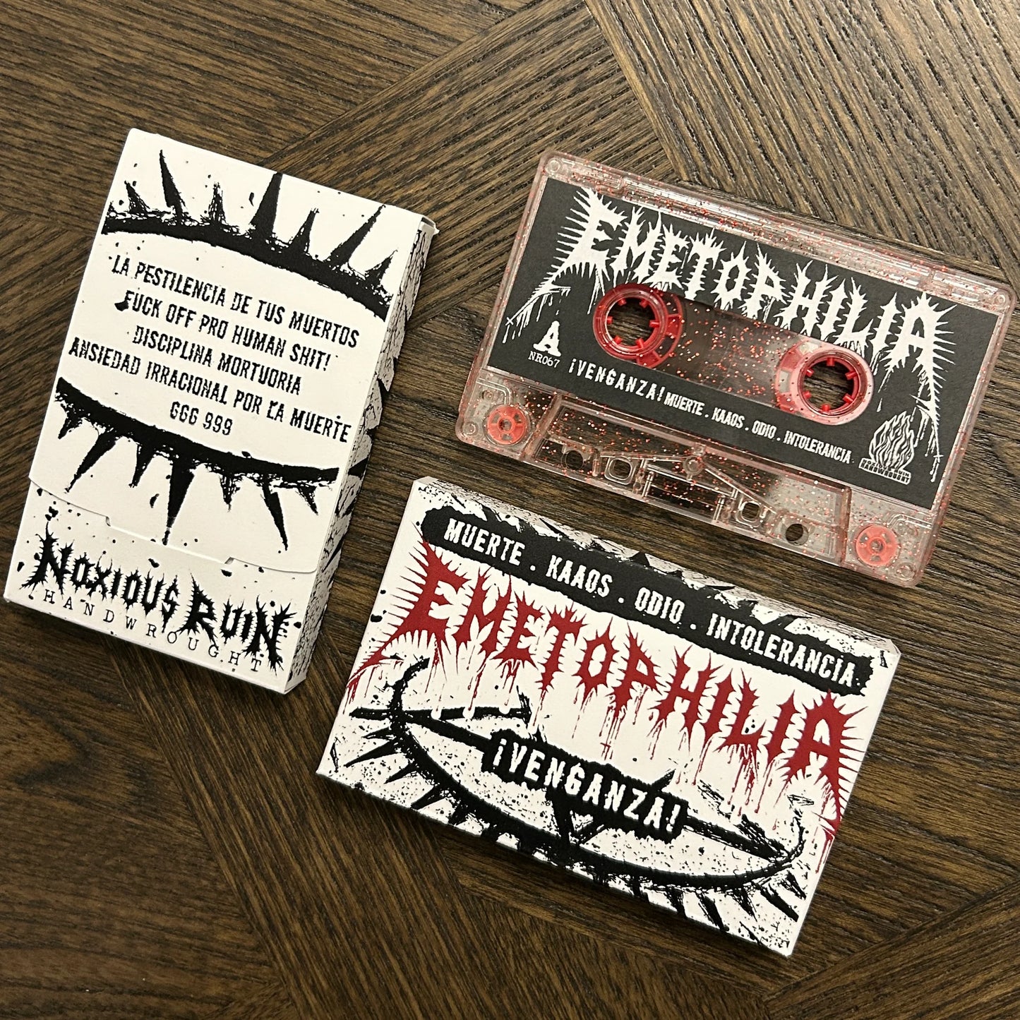 Emetophlia "¡Venganza! Muerte. Kaaos. Odio. Intolerancia." TAPE